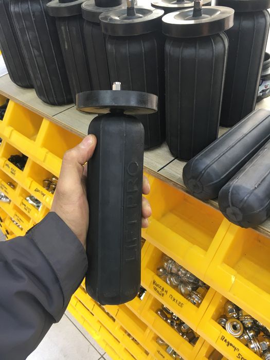 Пневмобаллоны в пружины