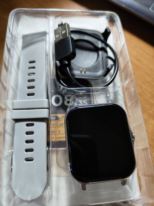 Продам новые смарт часы.