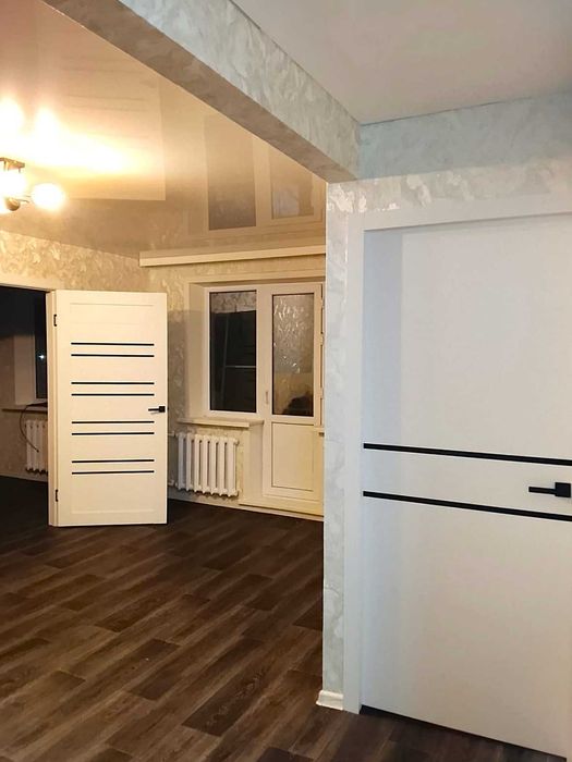 Продам 2х ком. 4эт, ул.Абая. Капит.ремонт