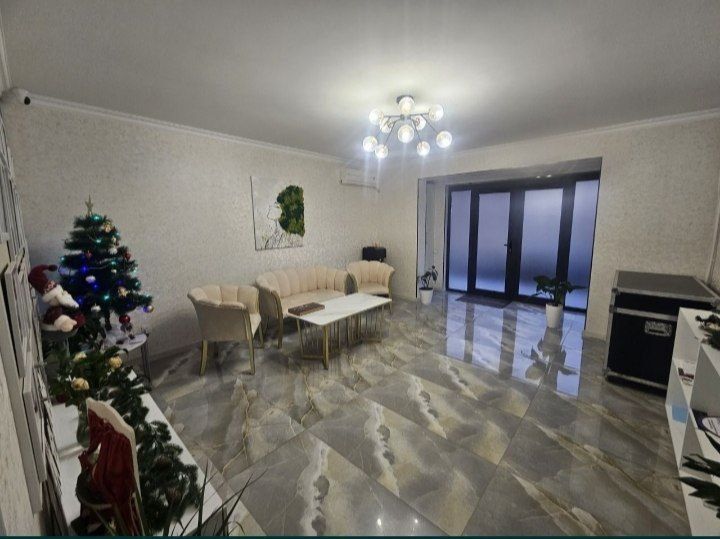 Нежилое помещение на Себзаре 75 м²