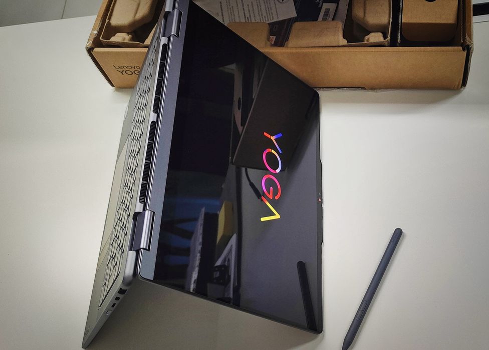 Laptop Lenovo Yoga 7,  2in1, touch screen, Tableta