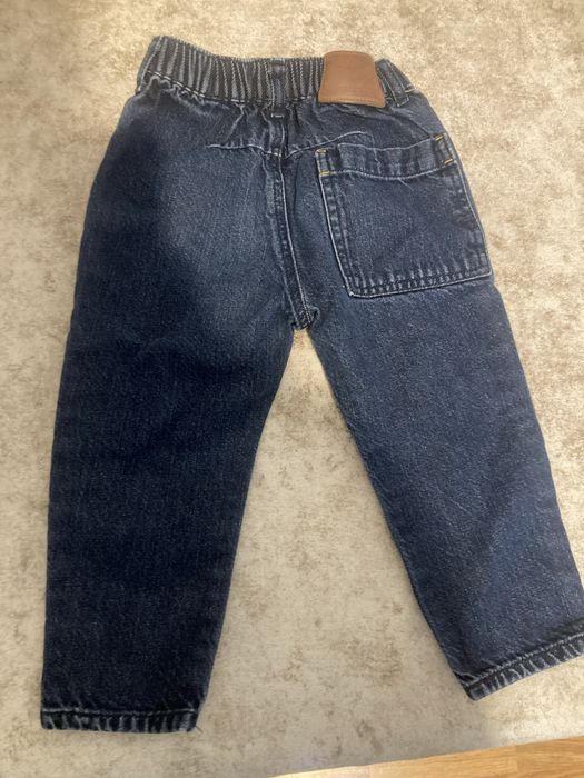 Детски дънки зара