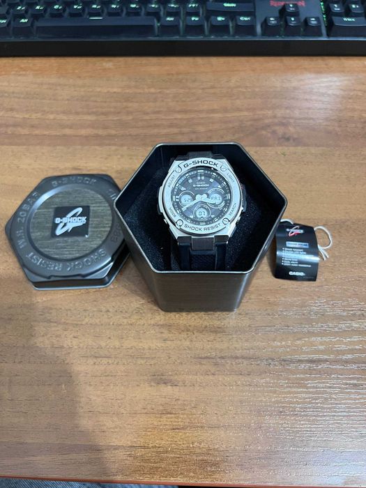 Casio G-Shock GST-S310 оригинал (солнечная зарядка)