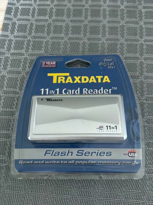 Четец за карти с памет Traxdata 11 in 1