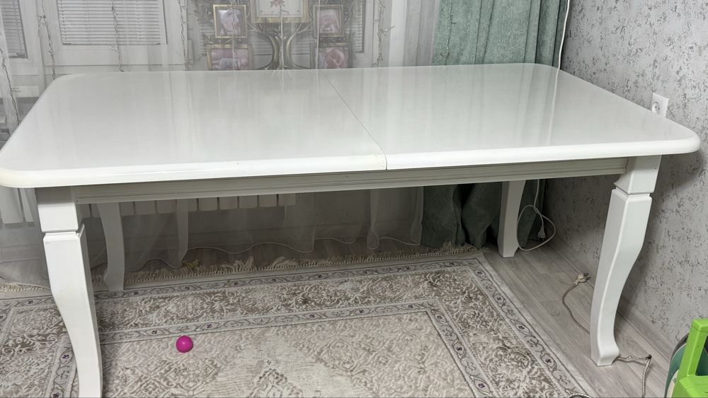 Продам деревяный стол