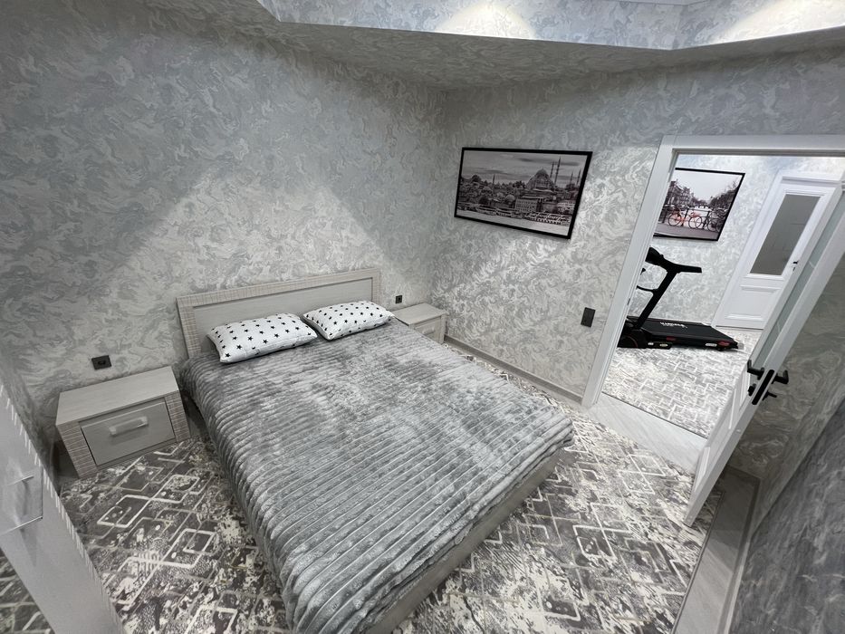 Ижарага 2 хонали, 1 чи каватда жойлашган квартира берилади.