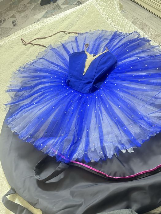 Платье и чехол это балетная одежда