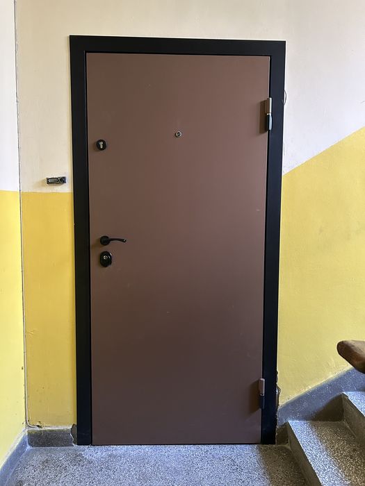 Метални входни врати за дома и индустрията