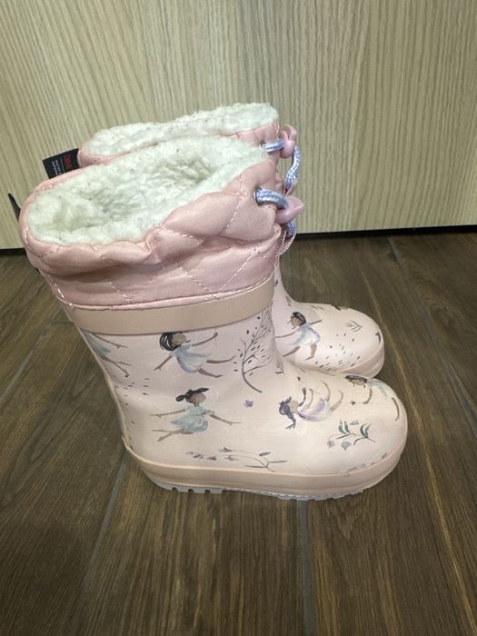 Детски обувчици.