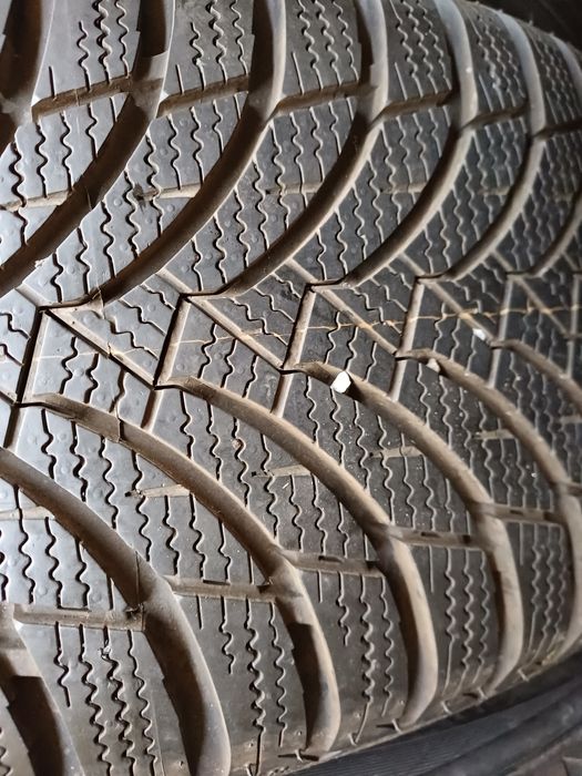 Гуми 235/60/18 Нексен