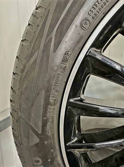 Оригинални AMG 20"джанти с летни гуми Mercedes  GLC  w254-като нови