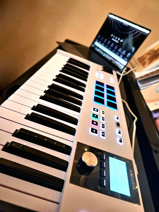 Arturia Keylab Essential 61 mk3
