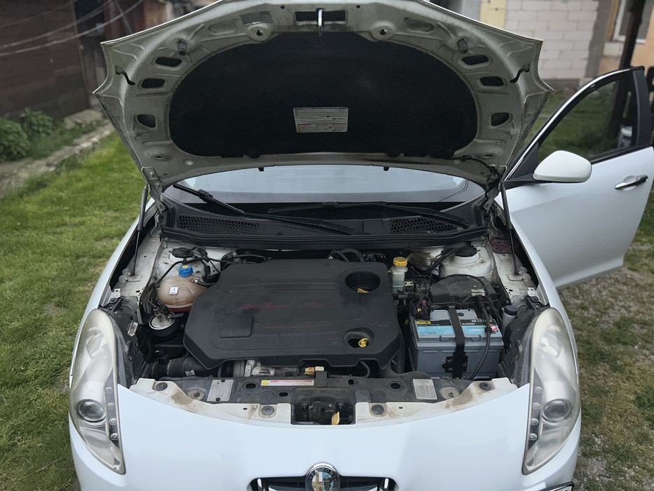 Alfa Romeo Giulietta 1.6 JTDm – 2011 (prima înmatriculare 2012) – 180.524 km