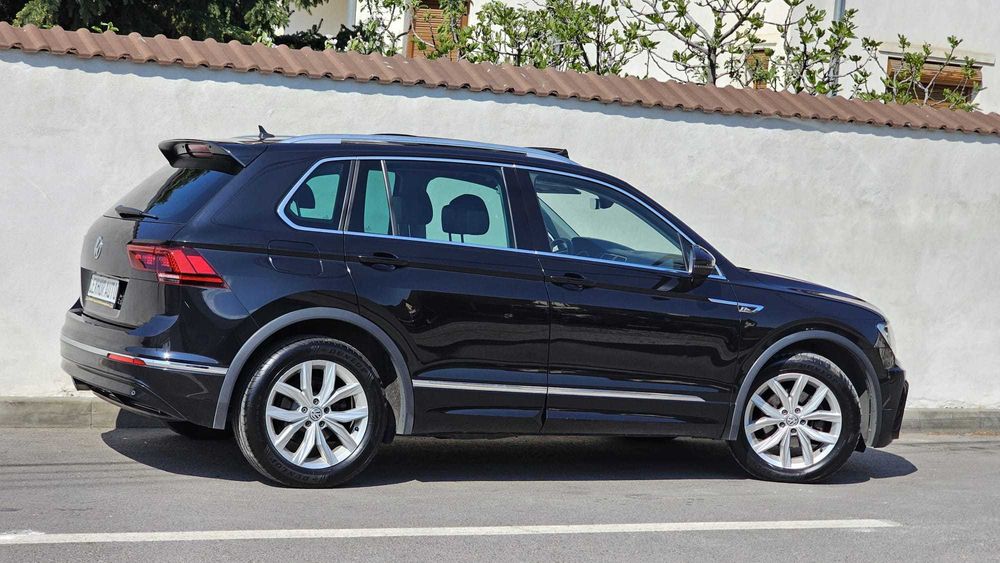 VW Tiguan R-Line 2.0TDI 150cp DSG 2017 / LED PANO Distronic LINE / TOP
