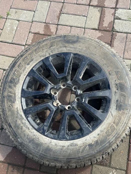 Запaсноe колесо tayota LC prado 150