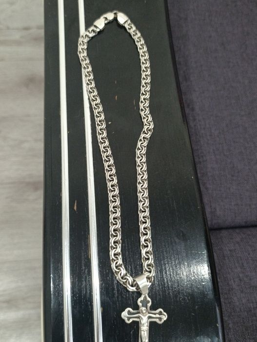 Продам цепь серебро