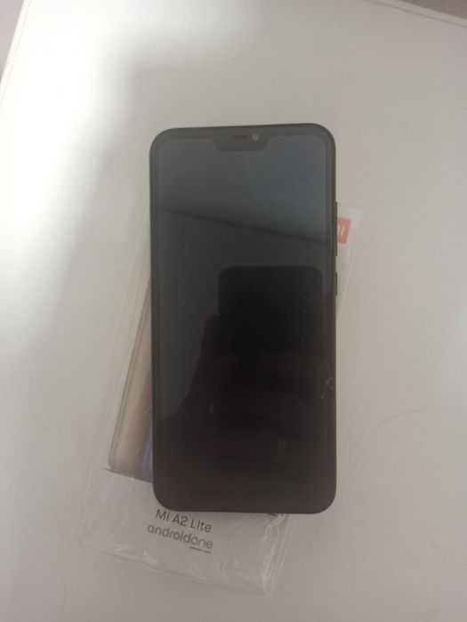 Смартфон Xiaomi mi A2 light
