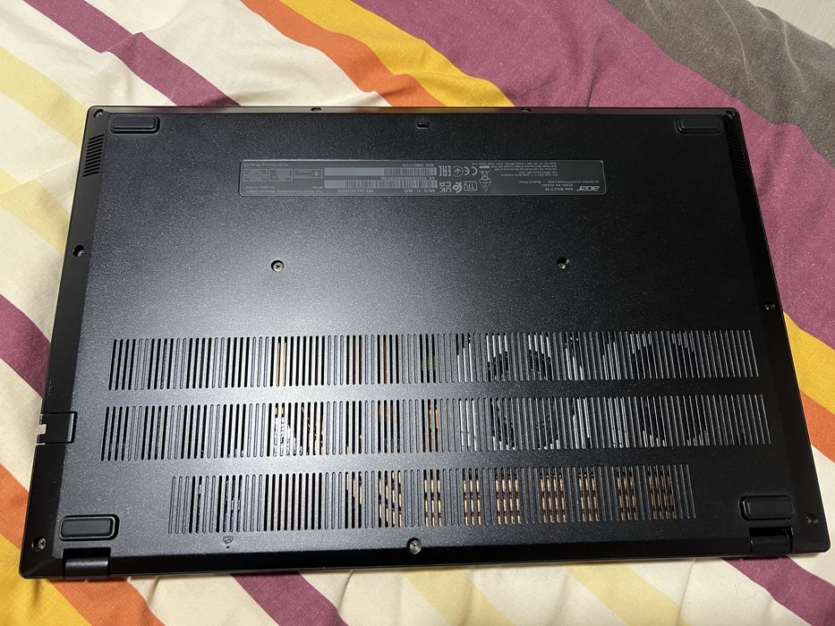 Vând Laptop Gaming Acer Nitro Rtx 4050, 144 HZ