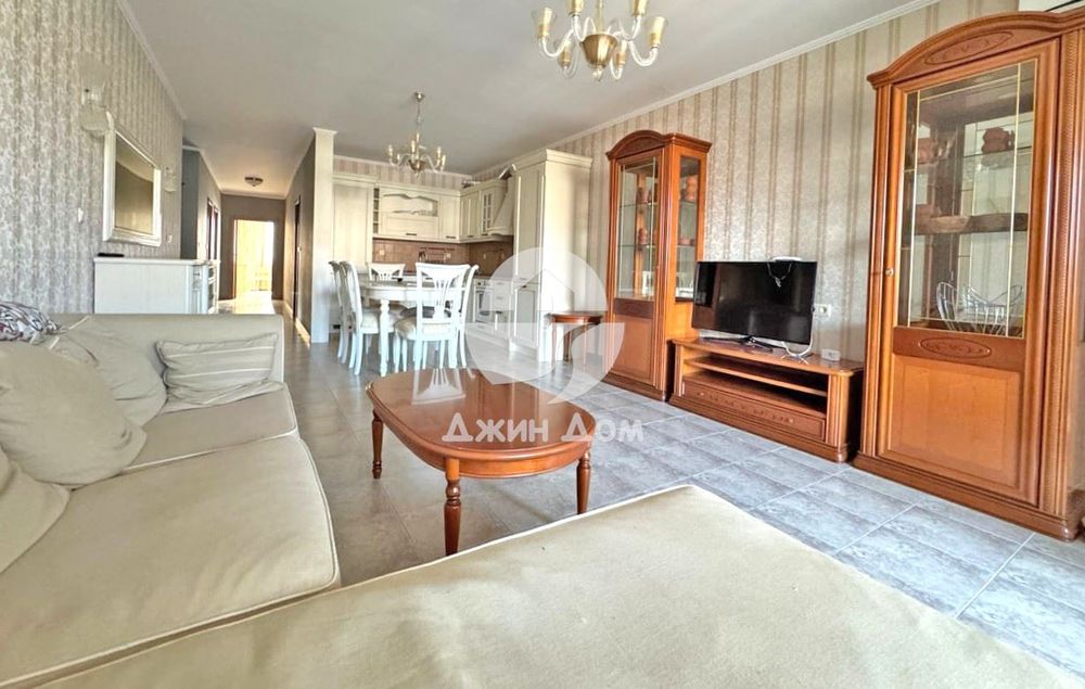 Продава се Тристаен апартамент в Свети Влас - 149 кв.м за 1095 €/кв.м - Снимка #1