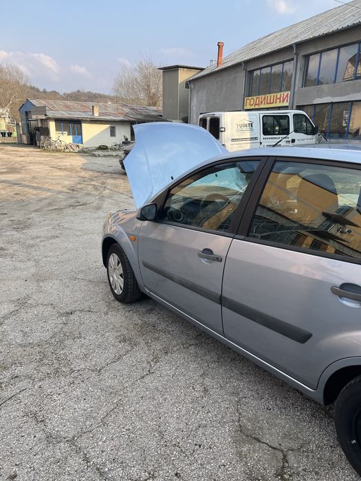Форд Фиеста 1.4 TDCI