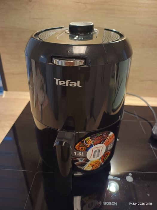 Friteuza cu aer cald (Air Fryer) Tefal Easy Fry Compact 1.6L