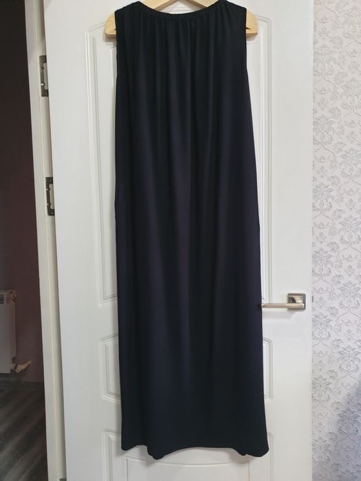 Продаю женское платье