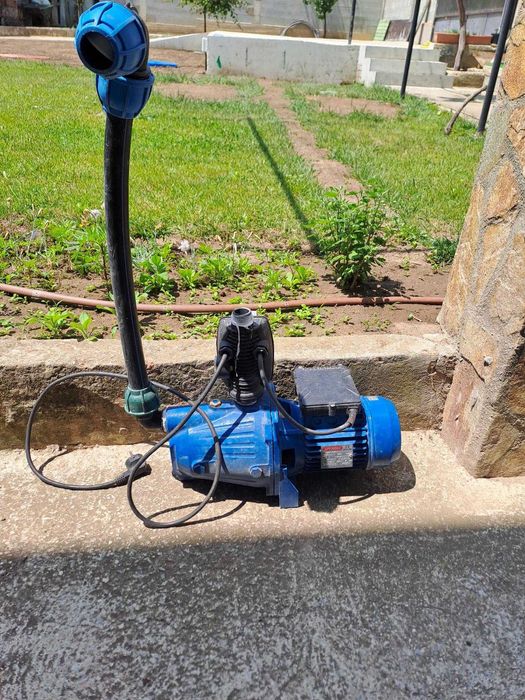 Хидрофорна самозасмукваща  помпа SPERONI и автоматичен ел. пресостат