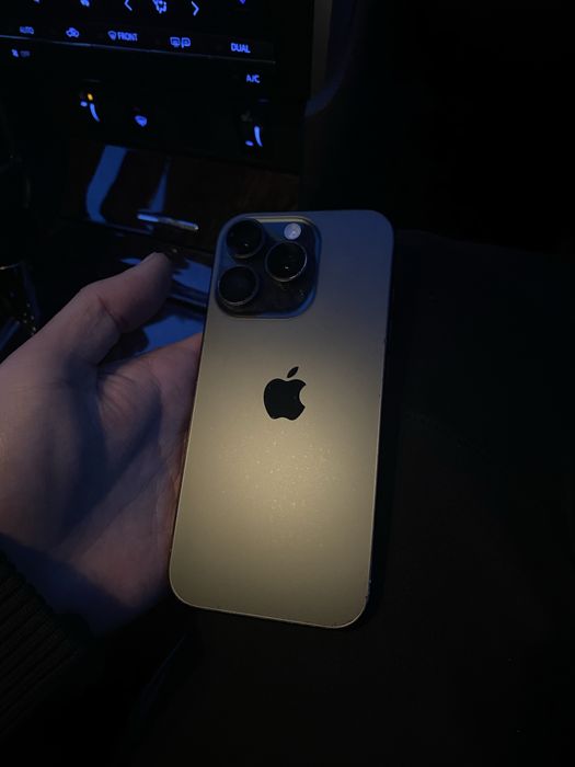 Айфон 16 про 95% акум
