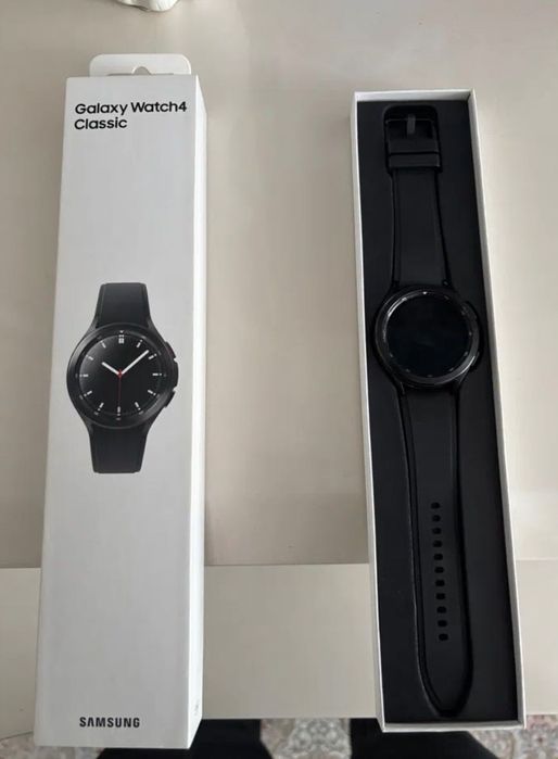 Samsung watch 4 , черный