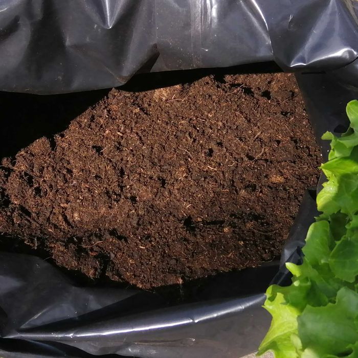 торф и компост за зеленчуци, разсади и градината 20 литра