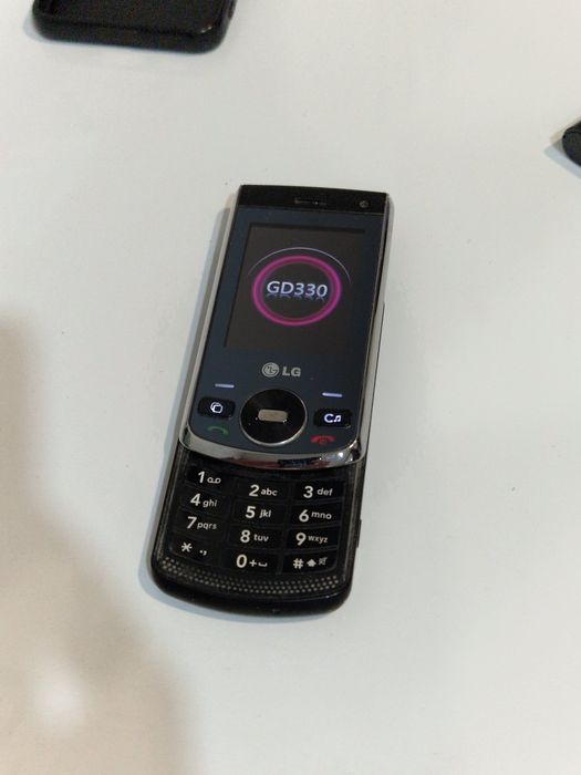 Telefon Lg slide fara capacul de la baterie