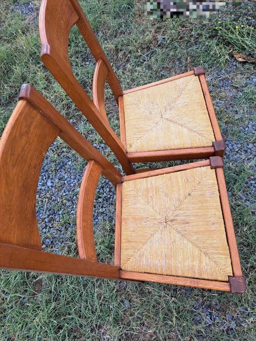 Трапезни столове с ратанови седалки