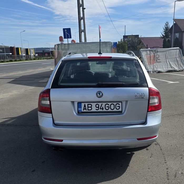 SKODA Octavia 2011 — imagine 3