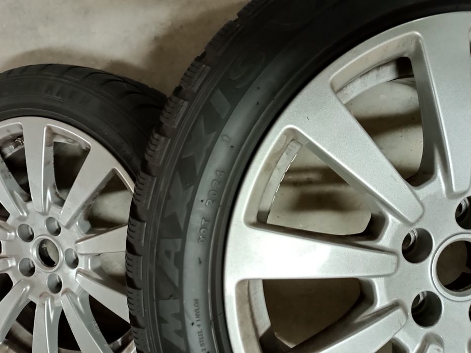 Гуми с джанти за  Ford Jaguar размер 205 55 17 Ягоар 4 бр.