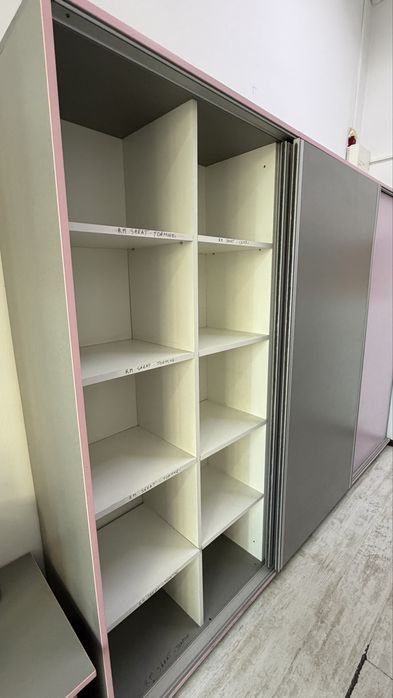 Dulap de birou sau sifonier