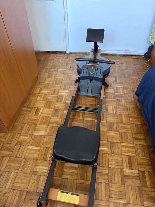 Aparat de vaslit / Rowing machine