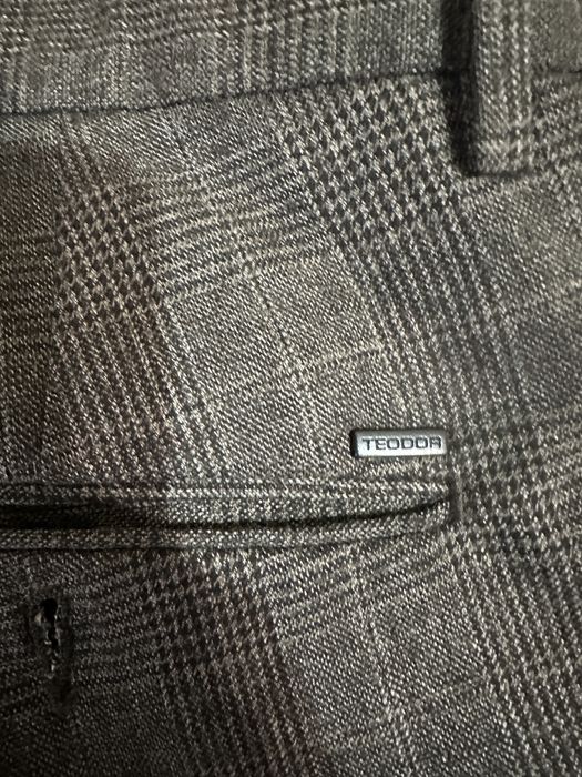 Панталон Теодор.