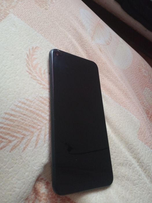 Самсунг а 11 отличный срочно