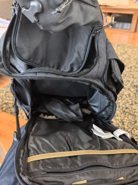 Rucsac FORCLAZ 40L TRAVEL 100 Backpack