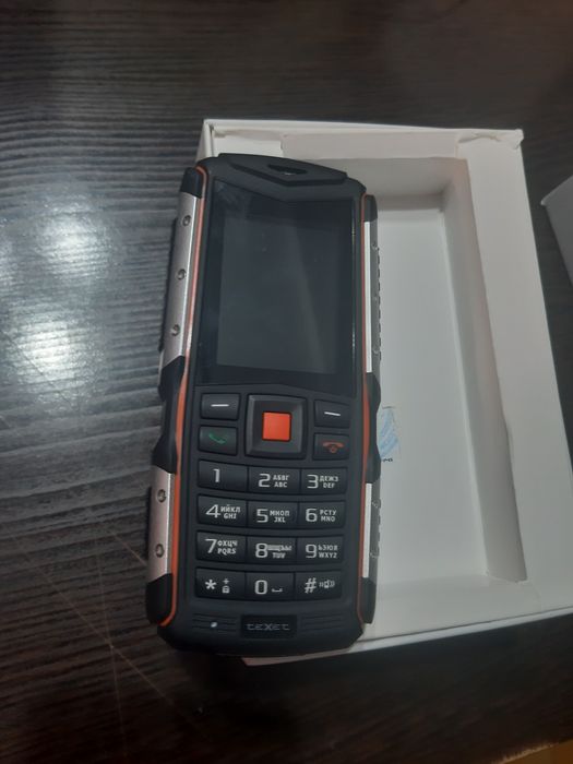 Телефон ( новый) ТМ-513R