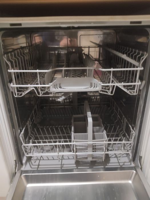 Съдомиялна машина NEFF