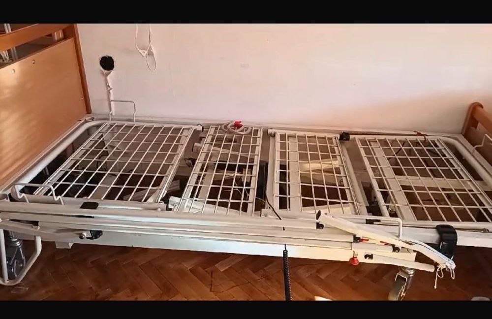 Болнично легло с всички функции