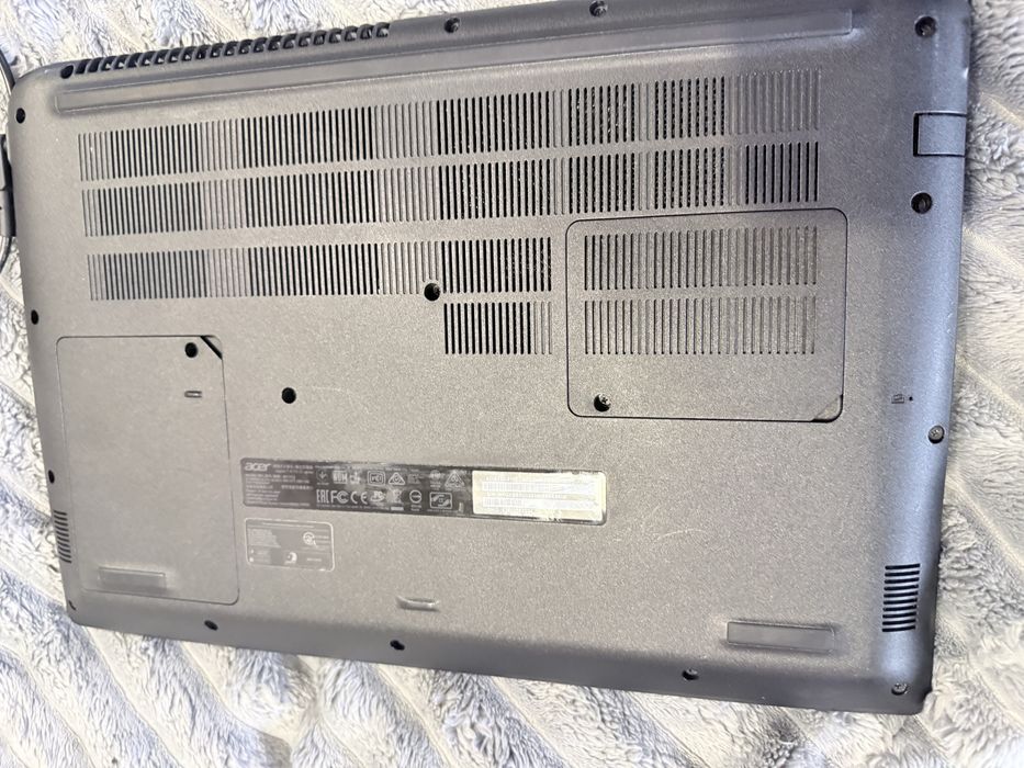 Продам ноутбук Acer Aspire A715-72G