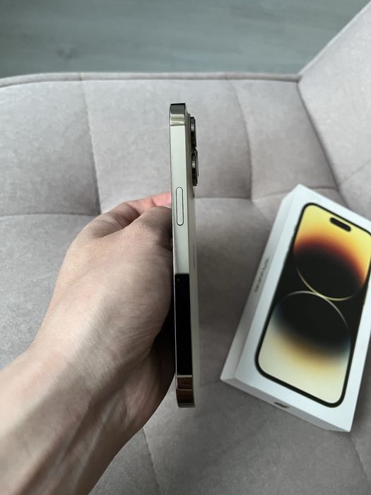 Продам iphone 14 pro в отличном состоянии