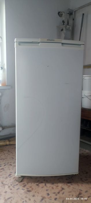 Холодильник Бирюса..