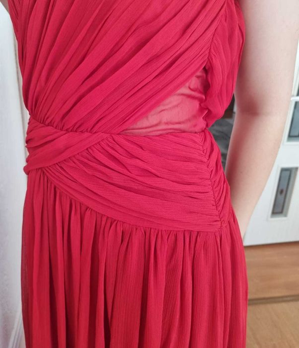 Продам платье  красное  вечернее