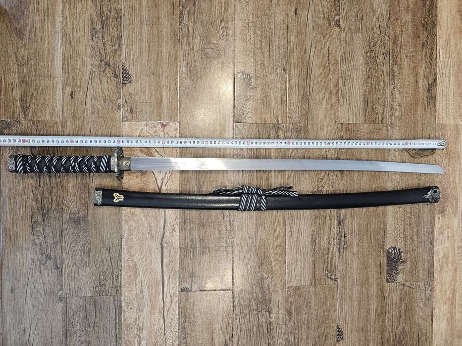 Sabie Katana cu teacă
