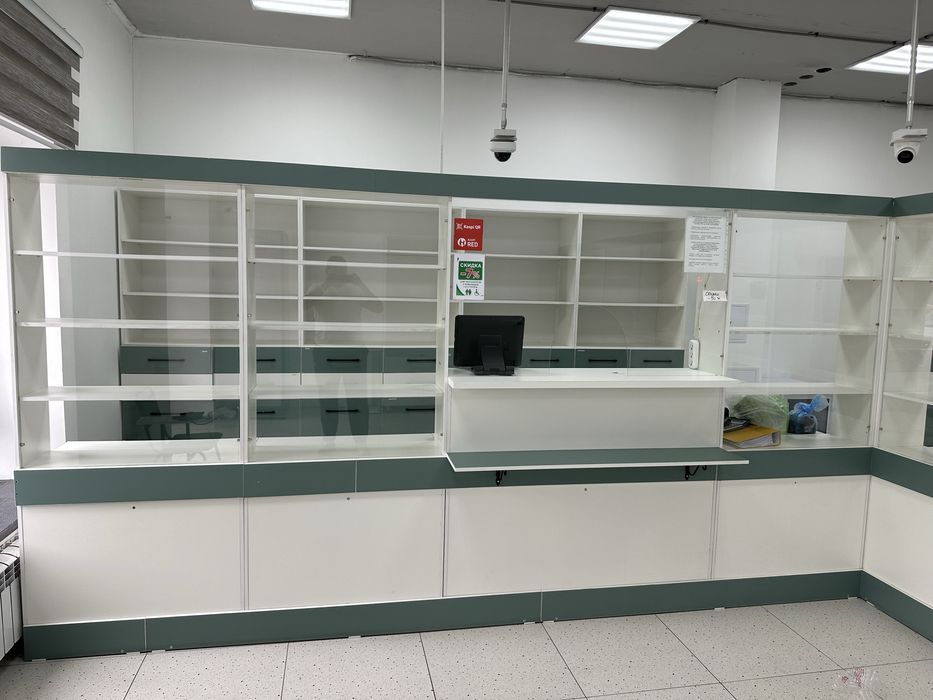 Продам мебель для аптеки