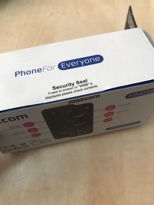 Telefon MAXCOM MM248