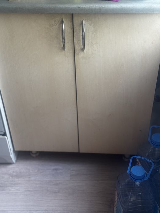 Продам кухонные гарнитуры